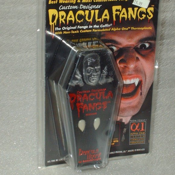 Dracula House custom designer vampire fangs - Picture 3 of 7